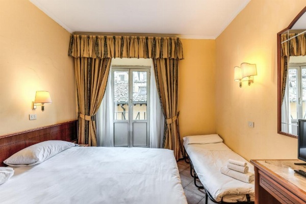 Hotel Pomezia image 16